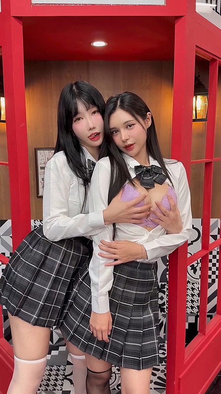 윤ㅈㄴ 서ㅇ 테니스 치마 지하철 업스커트