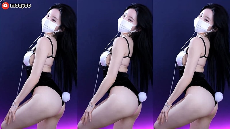 마스크를 쓴 BJ김ㅇㅇ 하이레그 하얀 엉덩이