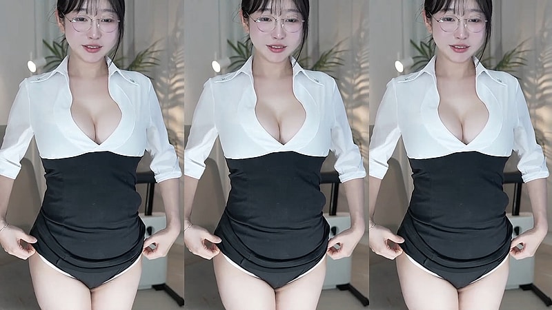 섹시한 오피스룩 BJㄷㄱ얏 묵직한 가슴골