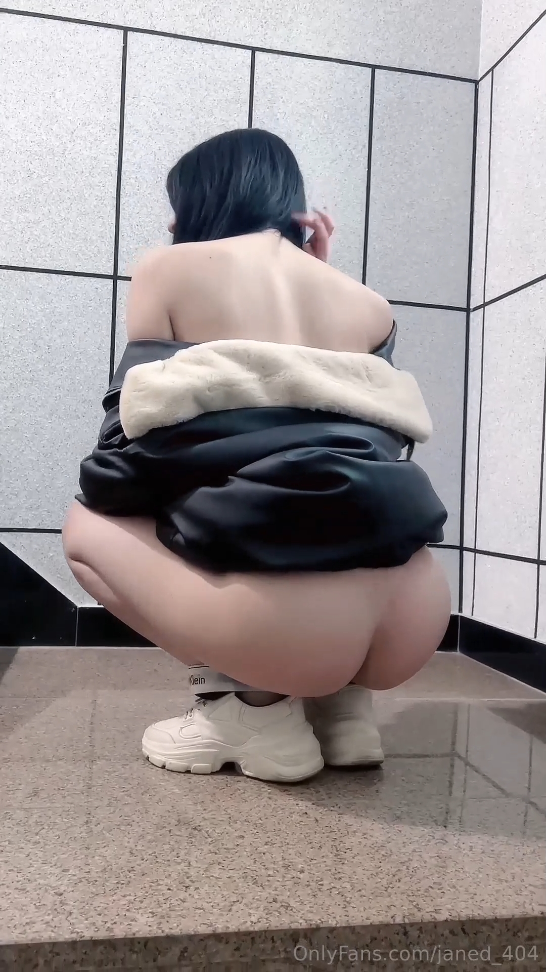 비상구 계단 야노 야외노출 ㅈ주 노팬티 노브라